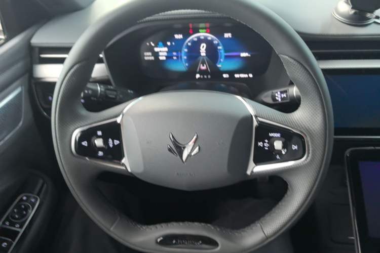 Used ARCFOX Alpha T 2022 480S 160kW Steering Wheel