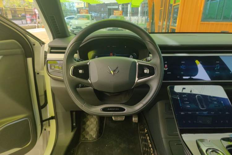 Used ARCFOX Alpha T 2022 480S 175kW Steering Wheel