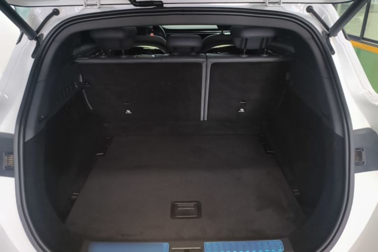Used ARCFOX Alpha T 2022 480S 175kW Trunk