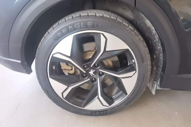 Used ARCFOX Alpha T 2023 688E+ Forest Edition 160kW Right Rear Wheel Hub