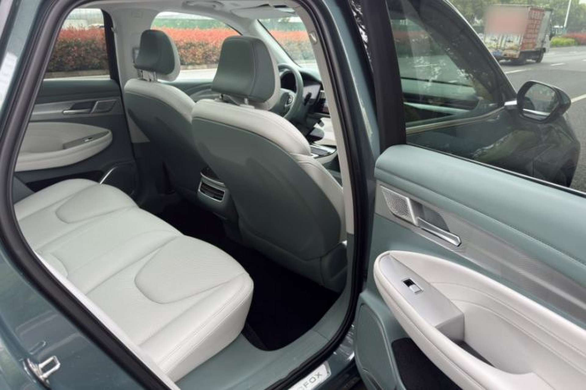 Used ARCFOX Alpha T 2023 480E Forest Edition 175kW Interior 2