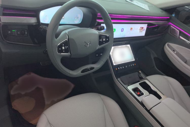 Used ARCFOX Alpha T 2023 480E Forest Edition 160kW Interior 5