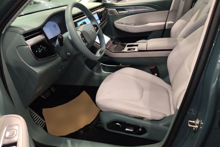 Used ARCFOX Alpha T 2023 480E Forest Edition 175kW Left Front Seat