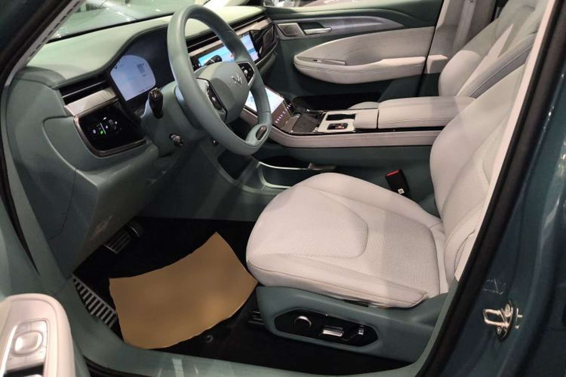 Used ARCFOX Alpha T 2023 480E Forest Edition 175kW Left Front Seat