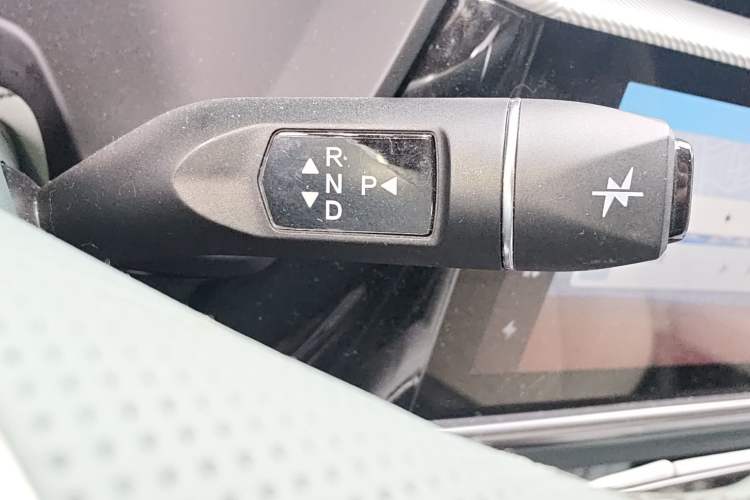 Used ARCFOX Alpha T 2023 688E+ Forest Edition 160kW Gear Lever