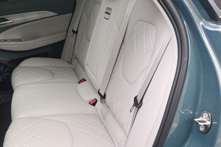 Used ARCFOX Alpha T 2023 688E+ Forest Edition 160kW Left Rear Seat