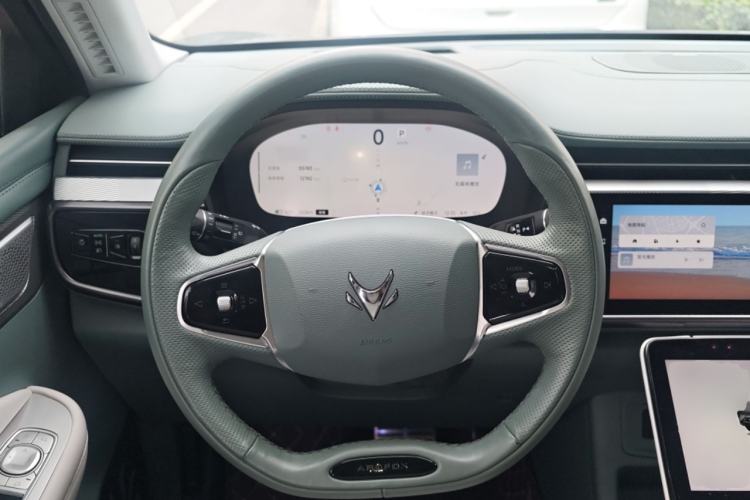 Used ARCFOX Alpha T 2023 688E+ Forest Edition 160kW Steering Wheel