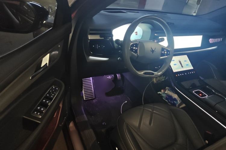 Used ARCFOX Alpha T 2023 688E+ Forest Edition 160kW Driver Seat