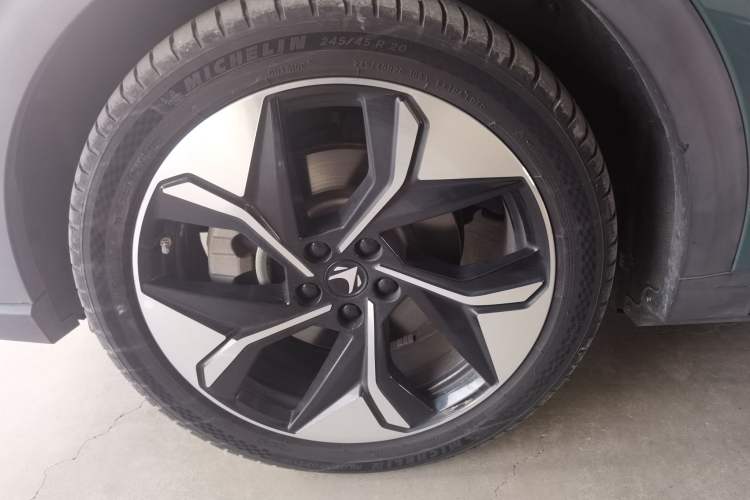 Used ARCFOX Alpha T 2023 688E+ Forest Edition 175kW Exterior 4