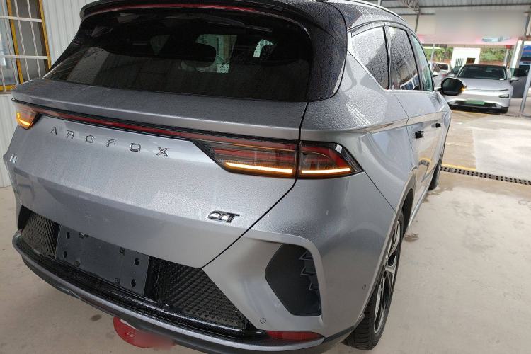 Used ARCFOX Alpha T 2023 688E+ Forest Edition 160kW Exterior 5