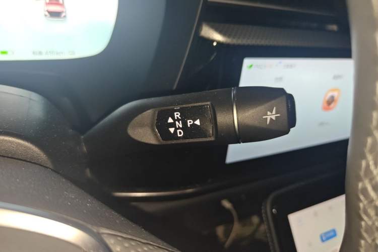 Used ARCFOX Alpha T 2023 688E+ Forest Edition 160kW Gear Lever