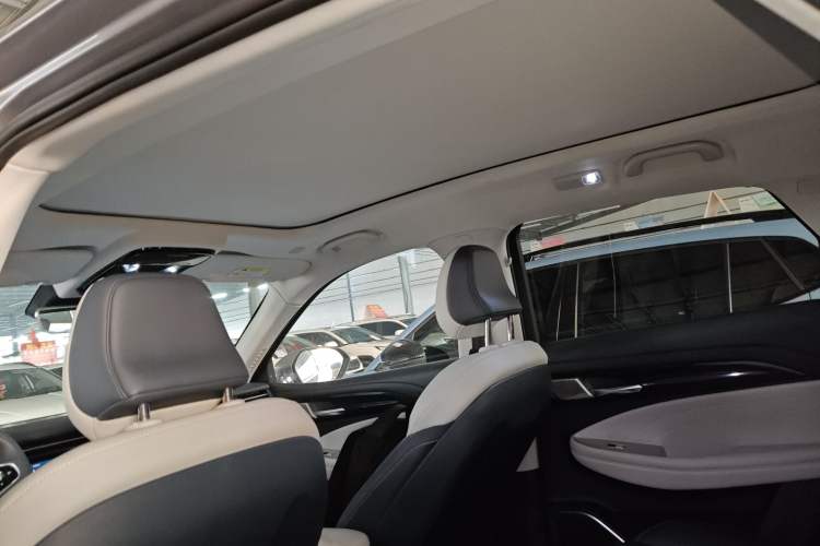 Used ARCFOX Alpha T 2023 480E Forest Edition 160kW Headliner