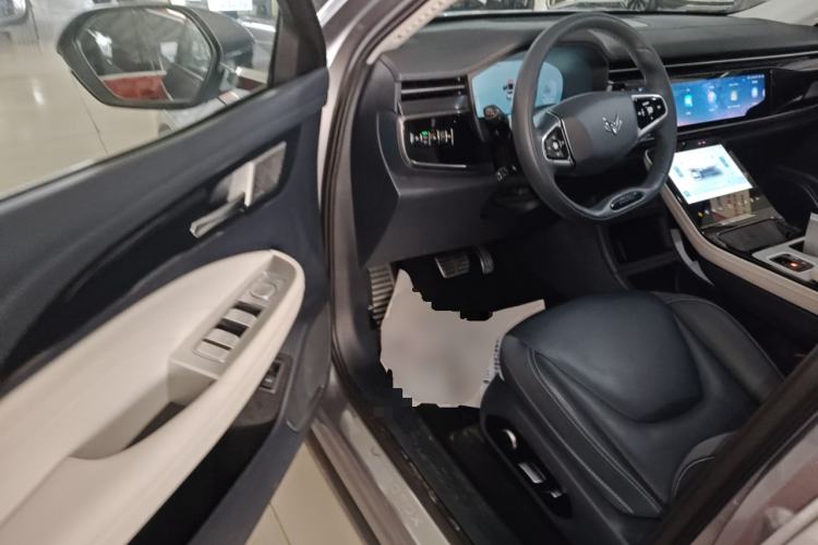 Used ARCFOX Alpha T 2023 480E Forest Edition 160kW Interior 3
