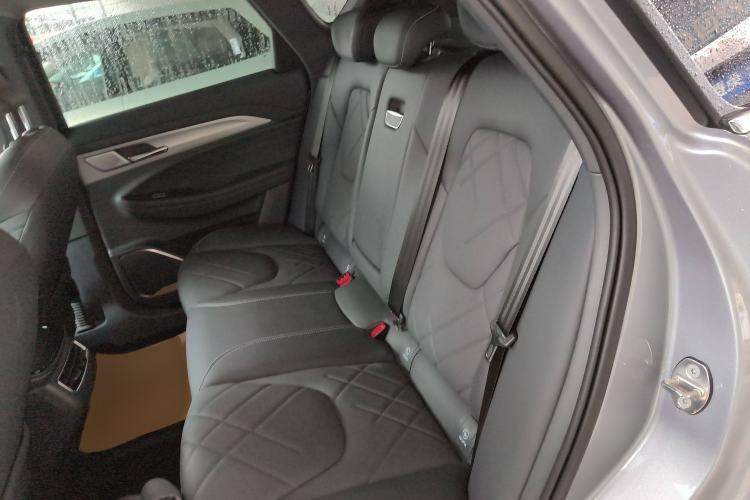 Used ARCFOX Alpha T 2023 688E+ Forest Edition 160kW Interior 4