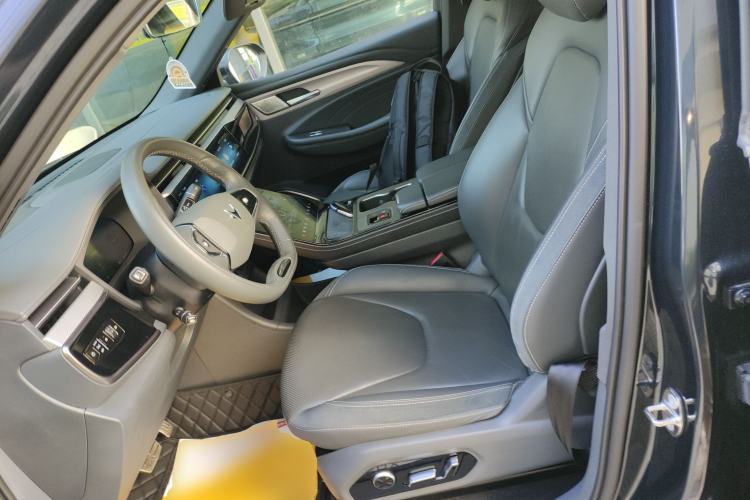 Used ARCFOX Alpha T 2023 480E Forest Edition 160kW Left Front Seat