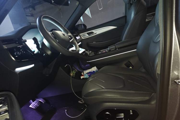 Used ARCFOX Alpha T 2023 688E+ Forest Edition 160kW Left Front Seat