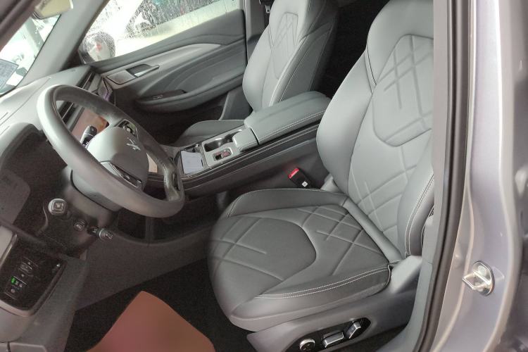 Used ARCFOX Alpha T 2023 688E+ Forest Edition 160kW Left Front Seat
