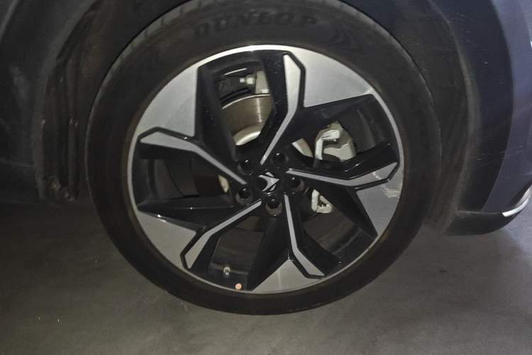 Used ARCFOX Alpha T 2023 688E+ Forest Edition 160kW Right Front Wheel Hub