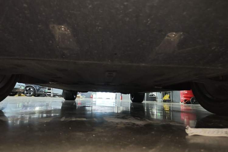 Used ARCFOX Alpha T 2023 688E+ Forest Edition 160kW Chassis Front