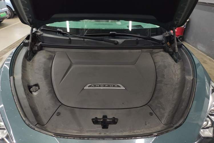 Used ARCFOX Alpha T 2023 688E+ Forest Edition 160kW Engine Bay