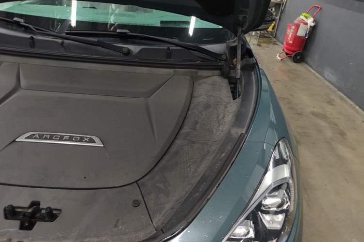 Used ARCFOX Alpha T 2023 688E+ Forest Edition 160kW Engine Bay Left