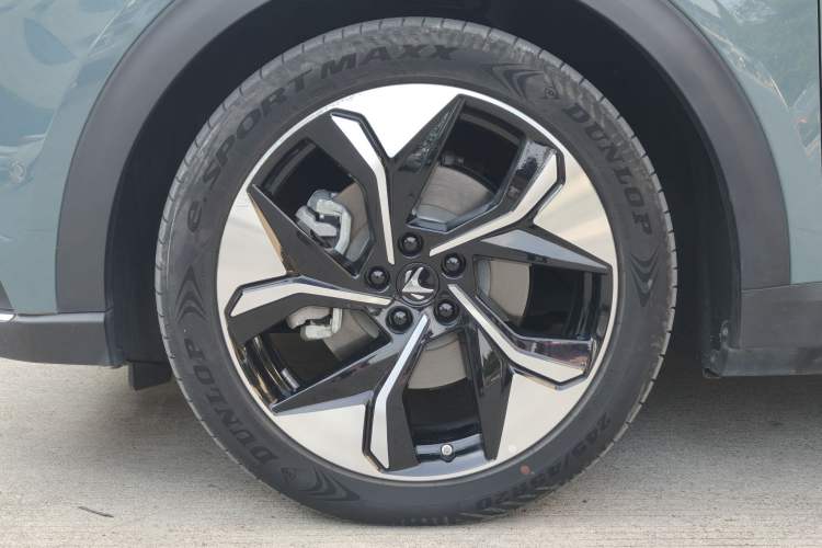 Used ARCFOX Alpha T 2023 688E+ Forest Edition 160kW Exterior 5