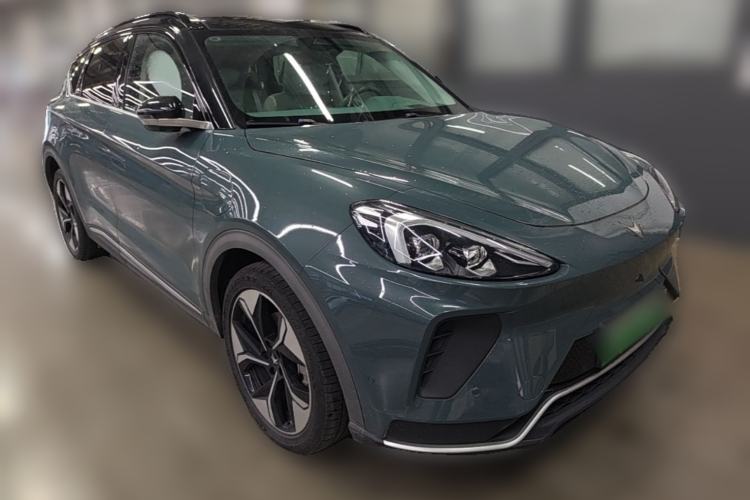 Used ARCFOX Alpha T 2023 688E+ Forest Edition 160kW Front Right 45 Deg