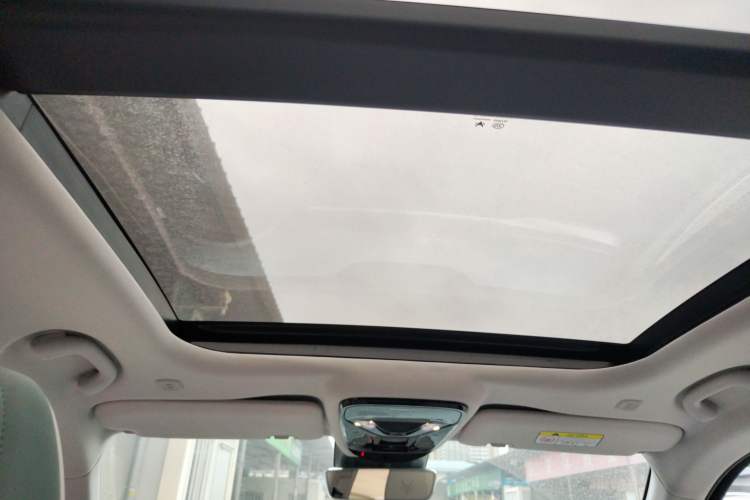 Used ARCFOX Alpha T 2023 688E+ Forest Edition 160kW Headliner