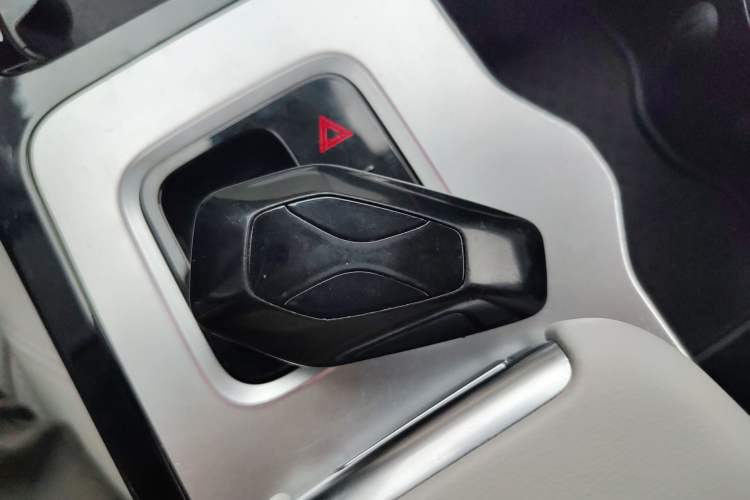 Used ARCFOX Alpha T 2023 688E+ Forest Edition 160kW Interior 1