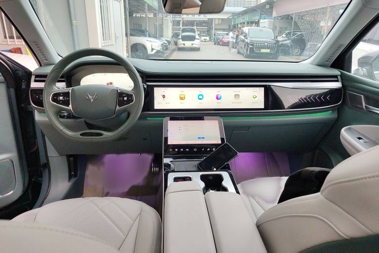 Used ARCFOX Alpha T 2023 688E+ Forest Edition 160kW Interior 2