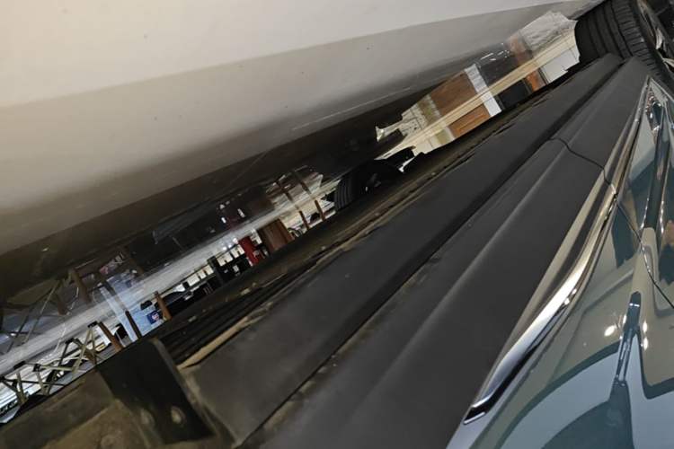 Used ARCFOX Alpha T 2023 480E Forest Edition 175kW Left Side Sill