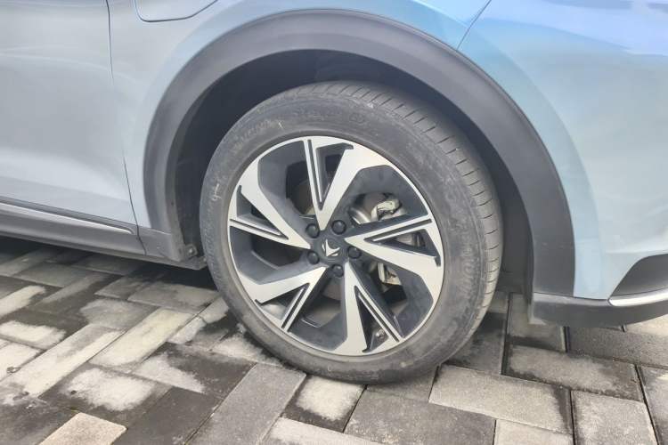 Used ARCFOX Alpha T 2023 480E Forest Edition 160kW Right Front Wheel Hub