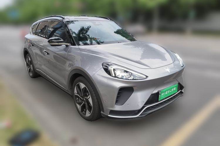 Used ARCFOX Alpha T 2023 688E+ Forest Edition 160kW Front Right 45 Deg