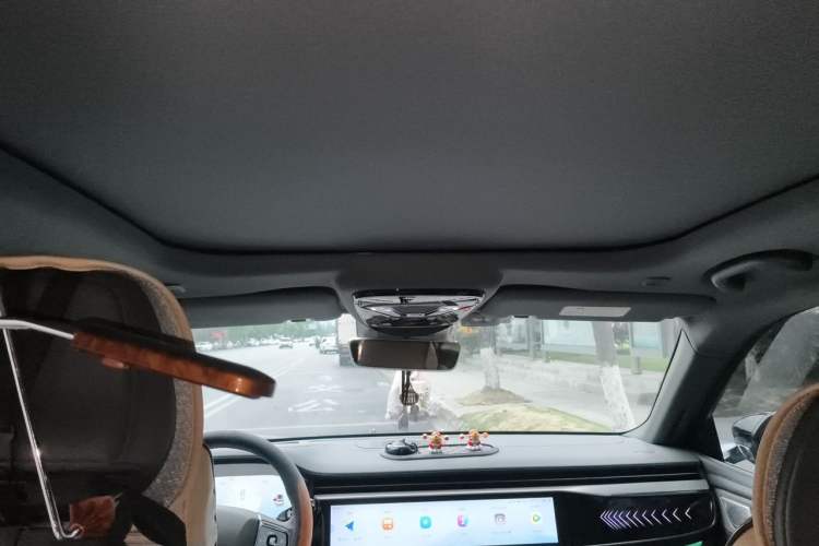 Used ARCFOX Alpha T 2023 688E+ Forest Edition 160kW Headliner