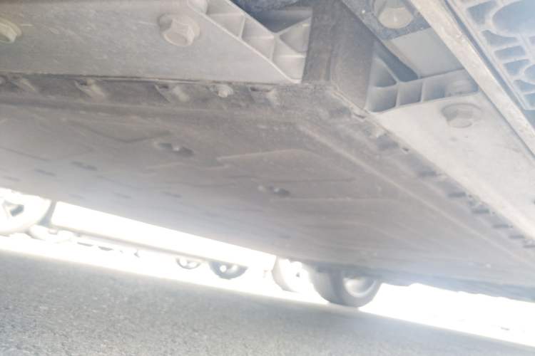 Used ARCFOX Alpha T 2023 480E Forest Edition 160kW Chassis Front Left