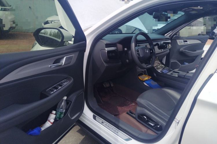 Used ARCFOX Alpha T 2023 480E Forest Edition 160kW Driver Seat