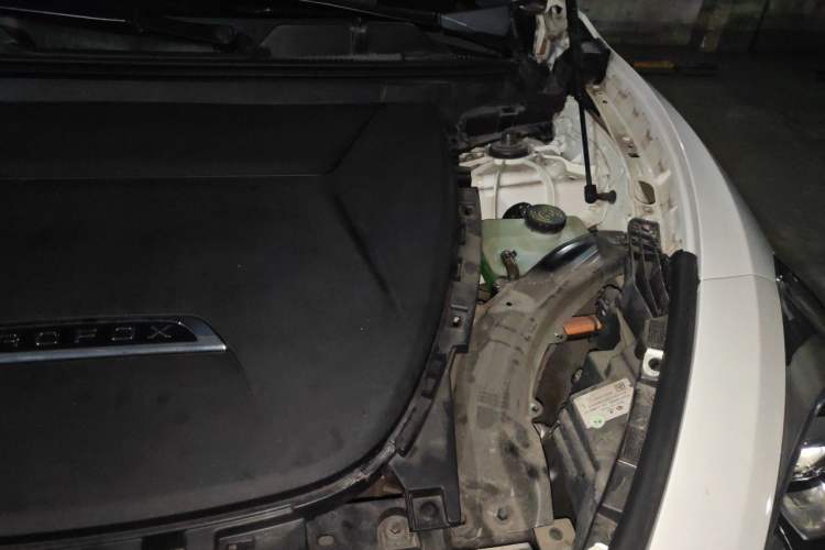 Used ARCFOX Alpha T 2023 688E+ Forest Edition 160kW Engine Bay Left