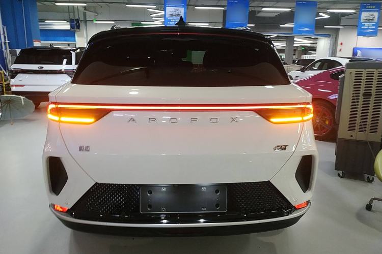 Used ARCFOX Alpha T 2023 688E+ Forest Edition 160kW Exterior 4