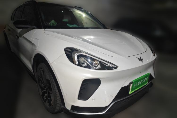 Used ARCFOX Alpha T 2023 688E+ Forest Edition 160kW Front Right 45 Deg