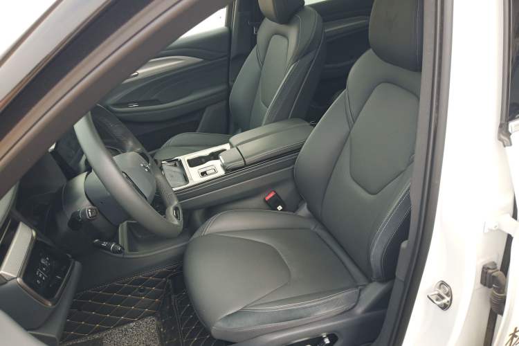 Used ARCFOX Alpha T 2023 480E Forest Edition 175kW Left Front Seat