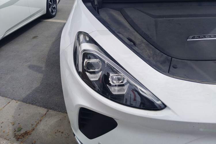Used ARCFOX Alpha T 2023 480E Forest Edition 160kW Right Front Headlight