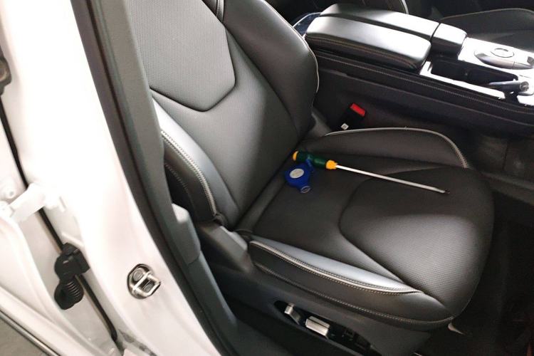 Used ARCFOX Alpha T 2023 480 Forest Edition 175kW Right Front Seat