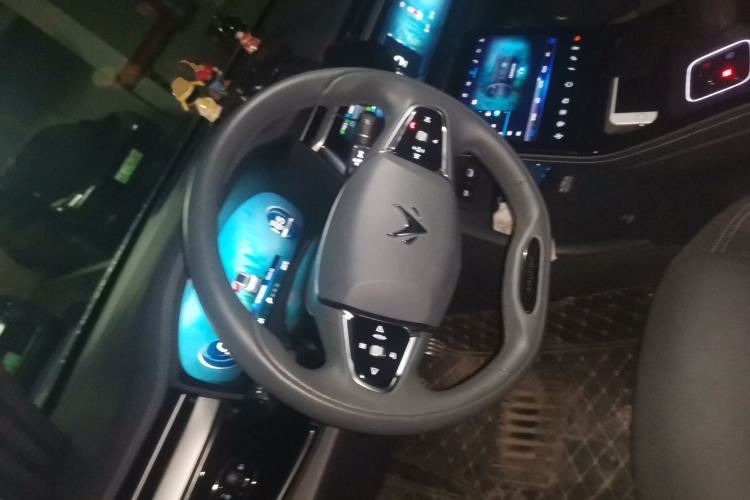 Used ARCFOX Alpha T 2023 480E Forest Edition 160kW Steering Wheel