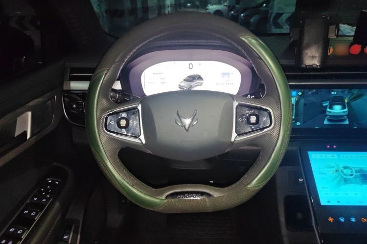 Used ARCFOX Alpha T 2023 688E+ Forest Edition 160kW Steering Wheel