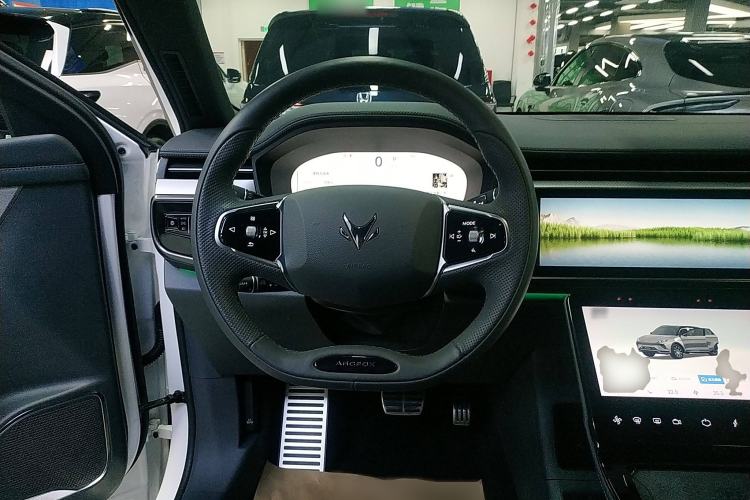 Used ARCFOX Alpha T 2023 688E+ Forest Edition 160kW Steering Wheel