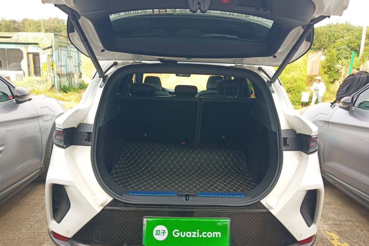 Used ARCFOX Alpha T 2023 480E Forest Edition 175kW Trunk