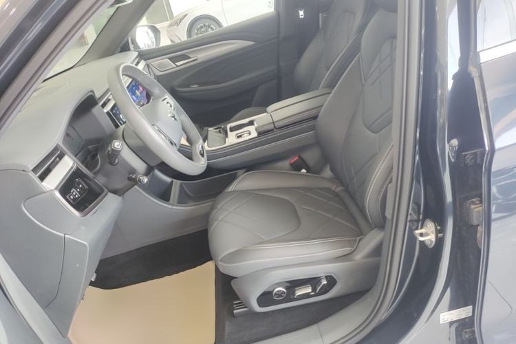 Used ARCFOX Alpha T 2024 688E+ Forest Edition PRO 160kW Left Front Seat