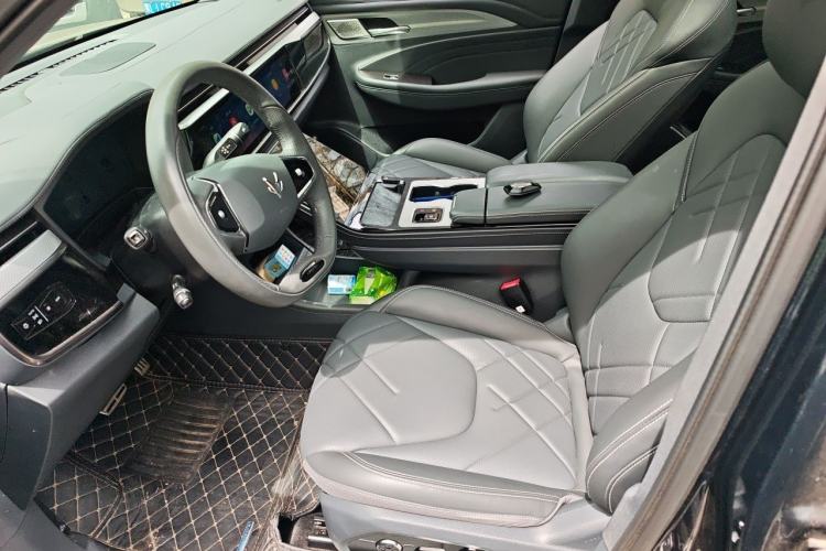 Used ARCFOX Alpha T 2024 688E+ Forest Edition PRO 160kW Left Front Seat