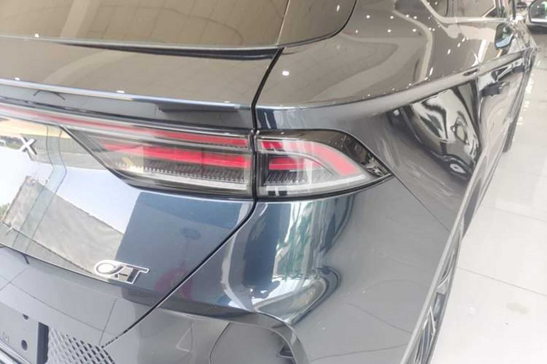 Used ARCFOX Alpha T 2024 688E+ Forest Edition PRO 160kW Right Rear Taillight