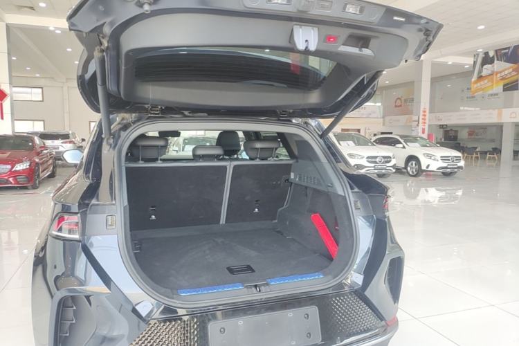 Used ARCFOX Alpha T 2024 688E+ Forest Edition PRO 160kW Trunk